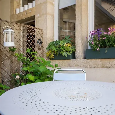 Cour D'epoisses * Dijon