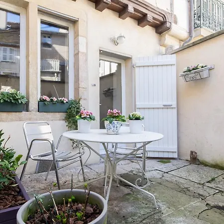 Cour D'epoisses Apartman
